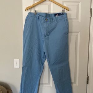 Vineyard Vines 35x32 light blue chinos